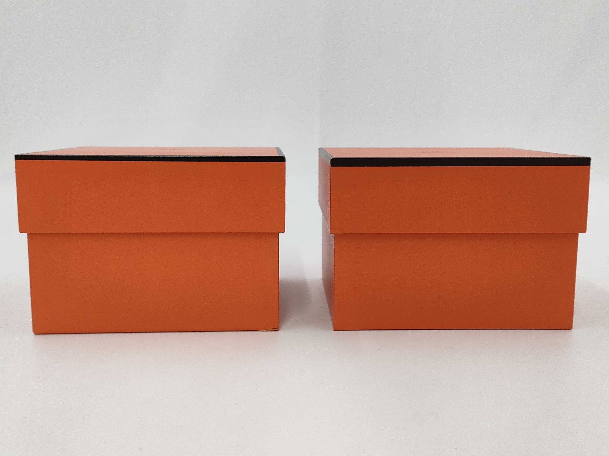 HERMES Empty Box GallerUnisex
