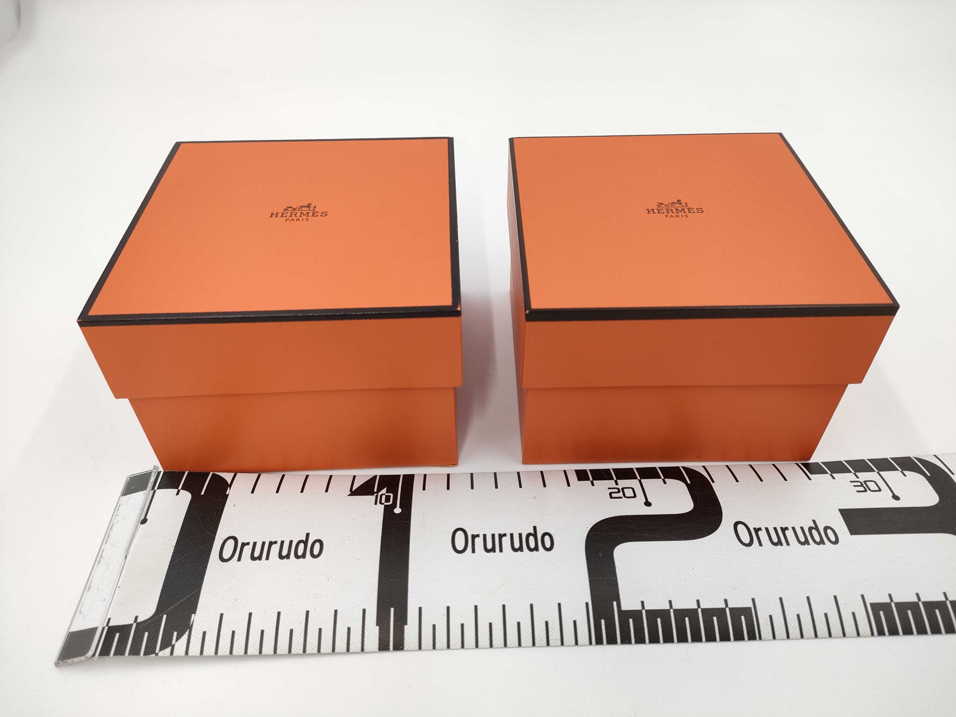 HERMES Empty Box GallerUnisex