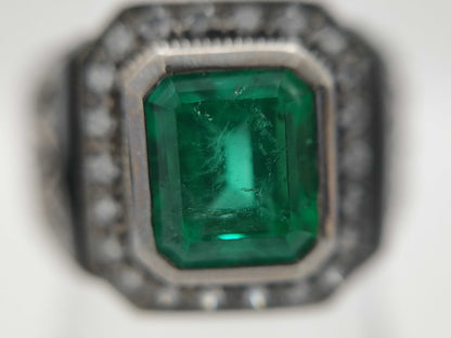 E2.80ct Colored Stone D0.40ct 750 14.7g Ring 
