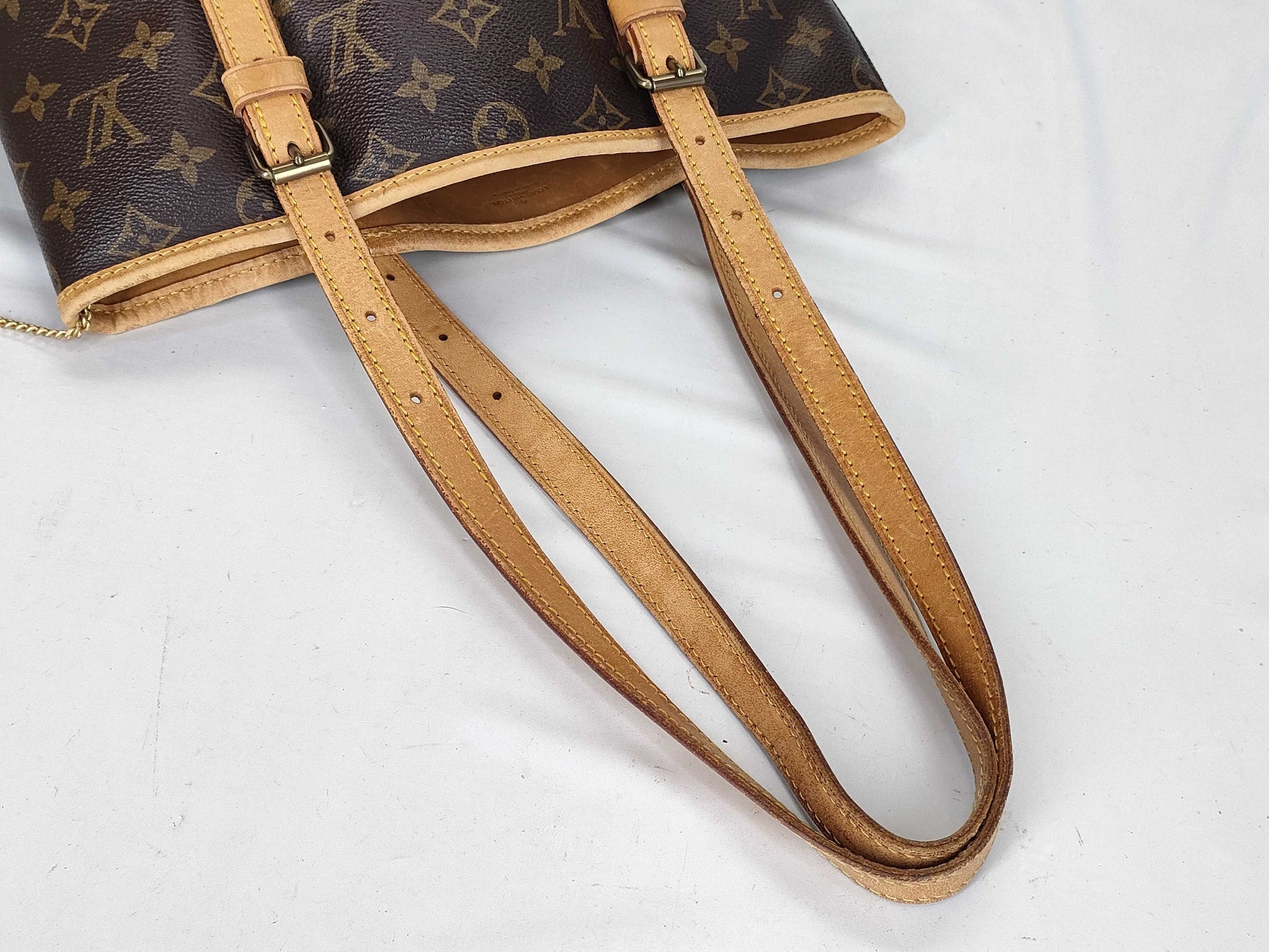 LOUIS VUITTON Monogram Louis Vuitton M42236 Bucket L Bucket GM Pouch Tote Bag? Tote Bag