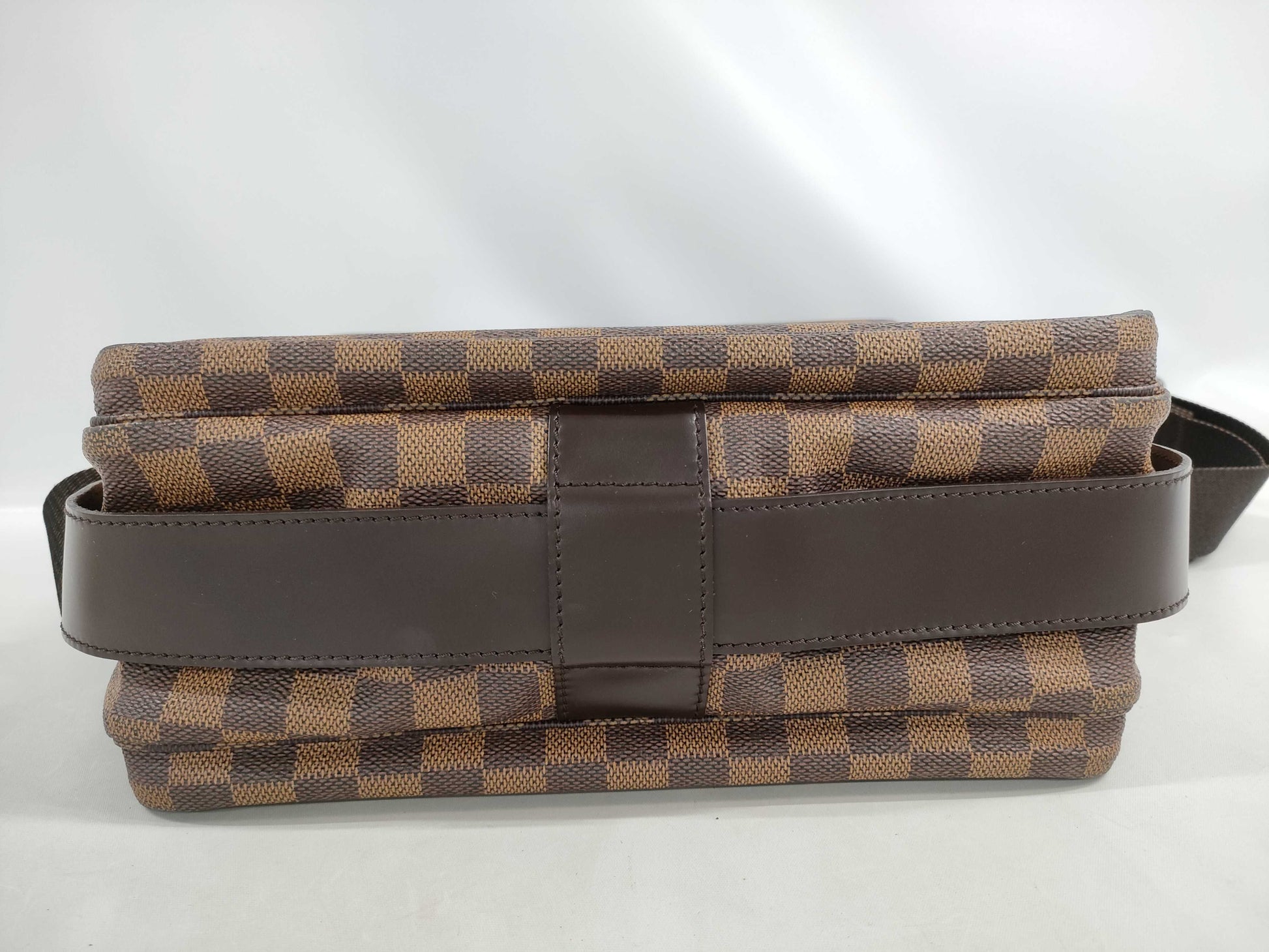 LOUIS VUITTON N45255 Damier Naviglio Shoulder Bag
