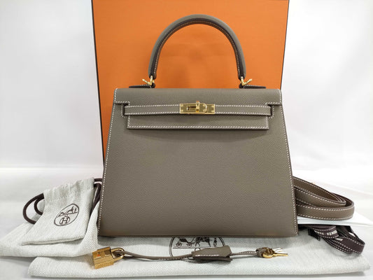HERMES Kelly 25 Epsom Etoupe Gold Hardware GP B Stamp Bag