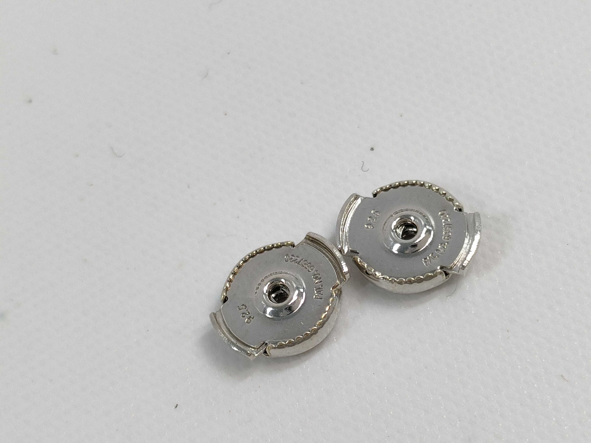 HERMES Loop MM Silver Hoop Earrings 25S009387 Earrings