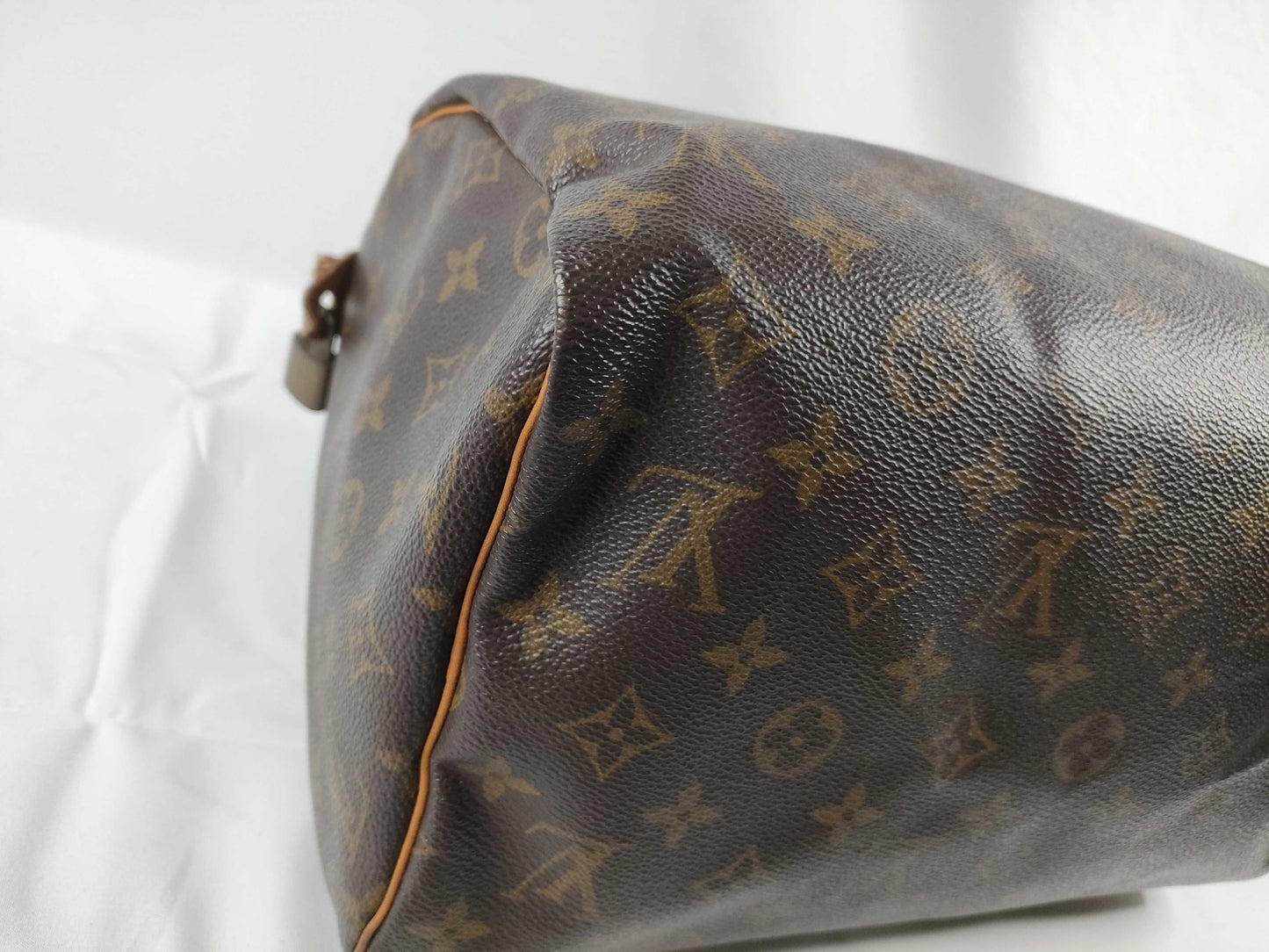 LOUIS VUITTON Monogram LV Monogram Speedy 30 Handbag M41526 Handbag