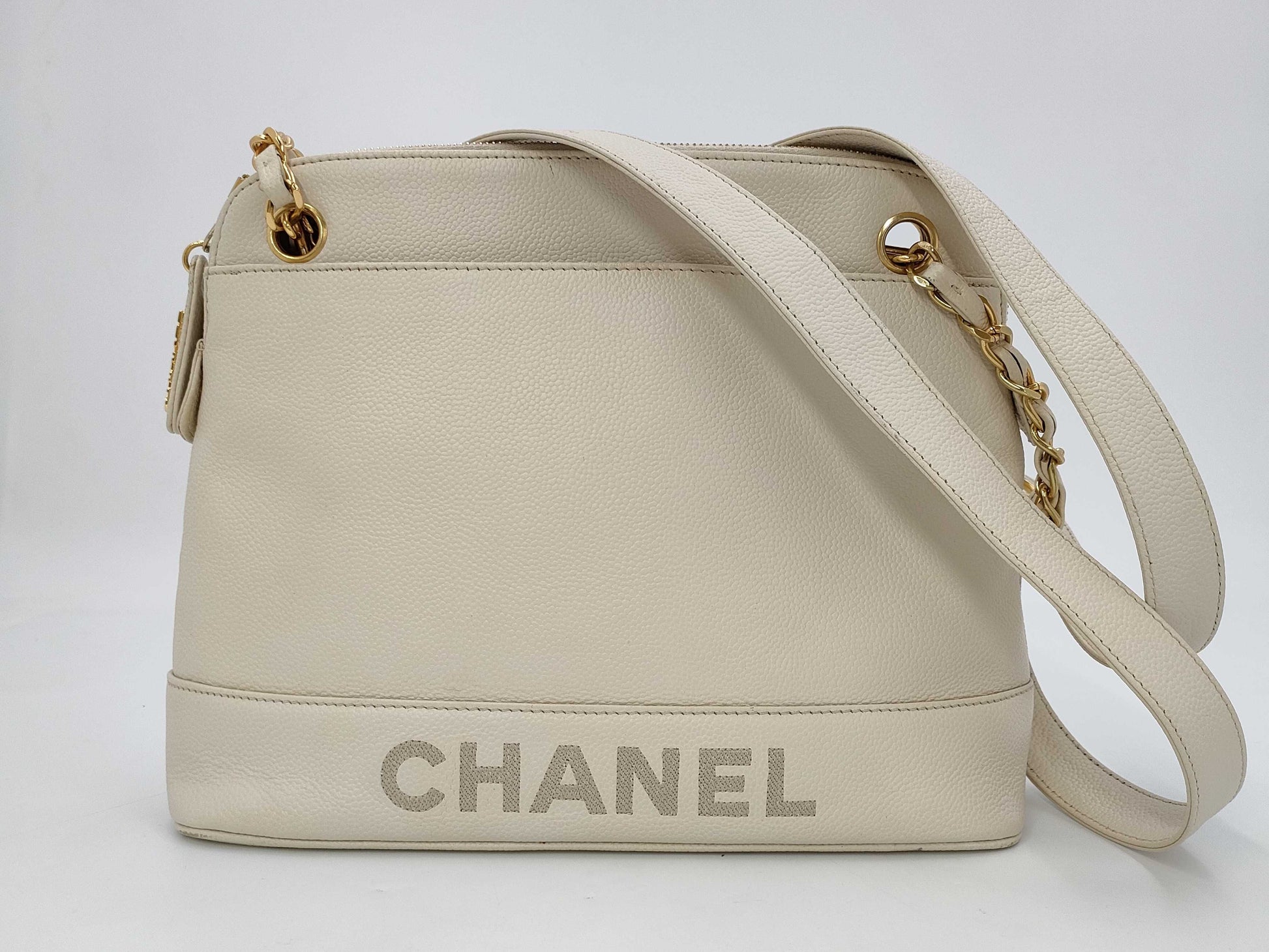 CHANEL Caviar Logo White Shoulder Bag