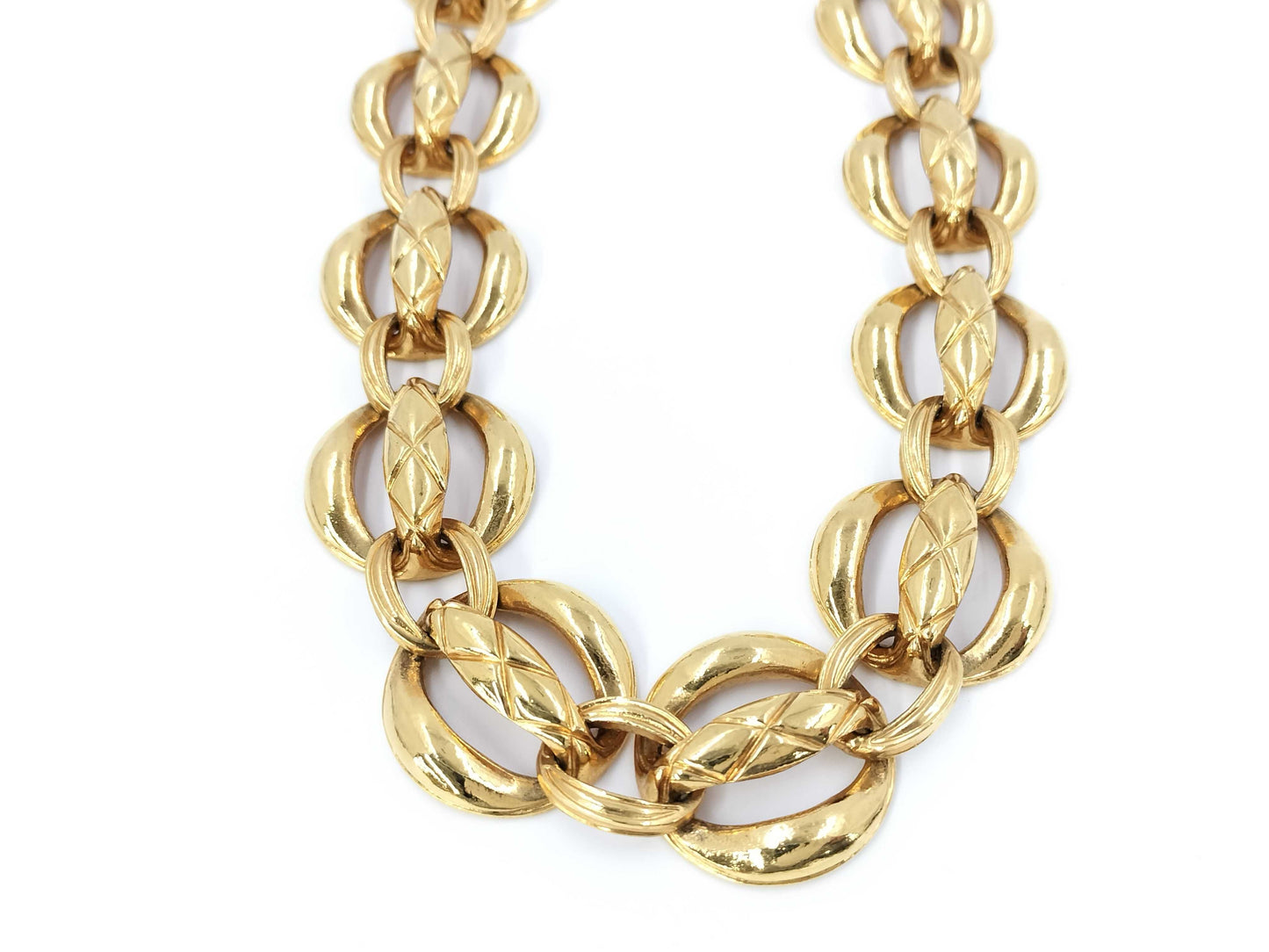 CHANEL Matelasse necklace pendant with approximately 43cm chain