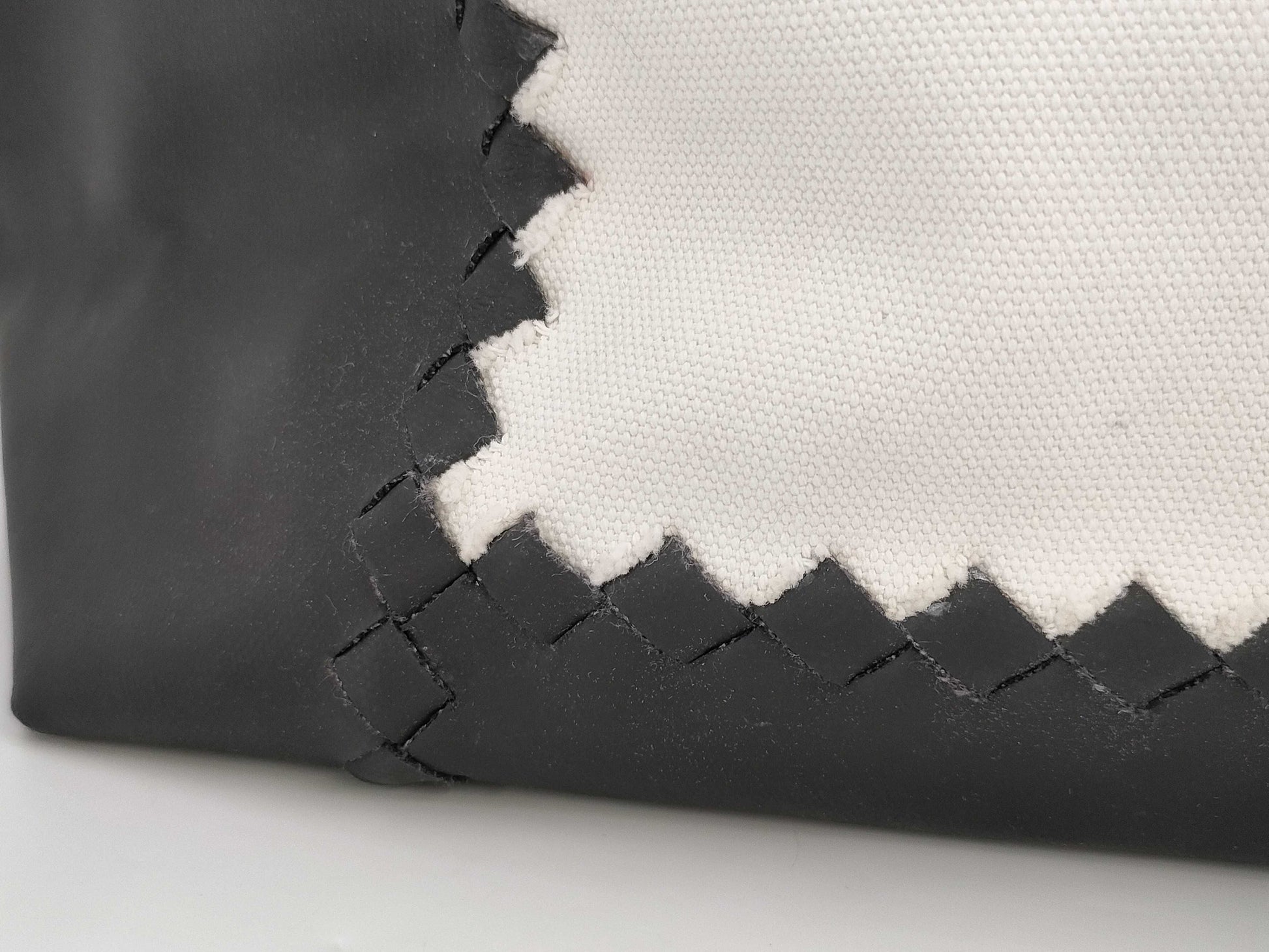 BOTTEGA VENETA Bottega Veneta Intrecciato Tote Bag