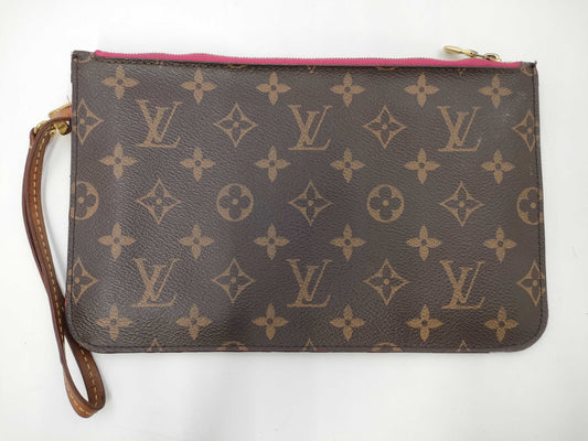LOUIS VUITTON LOUIS VUITTON Monogram Pouch