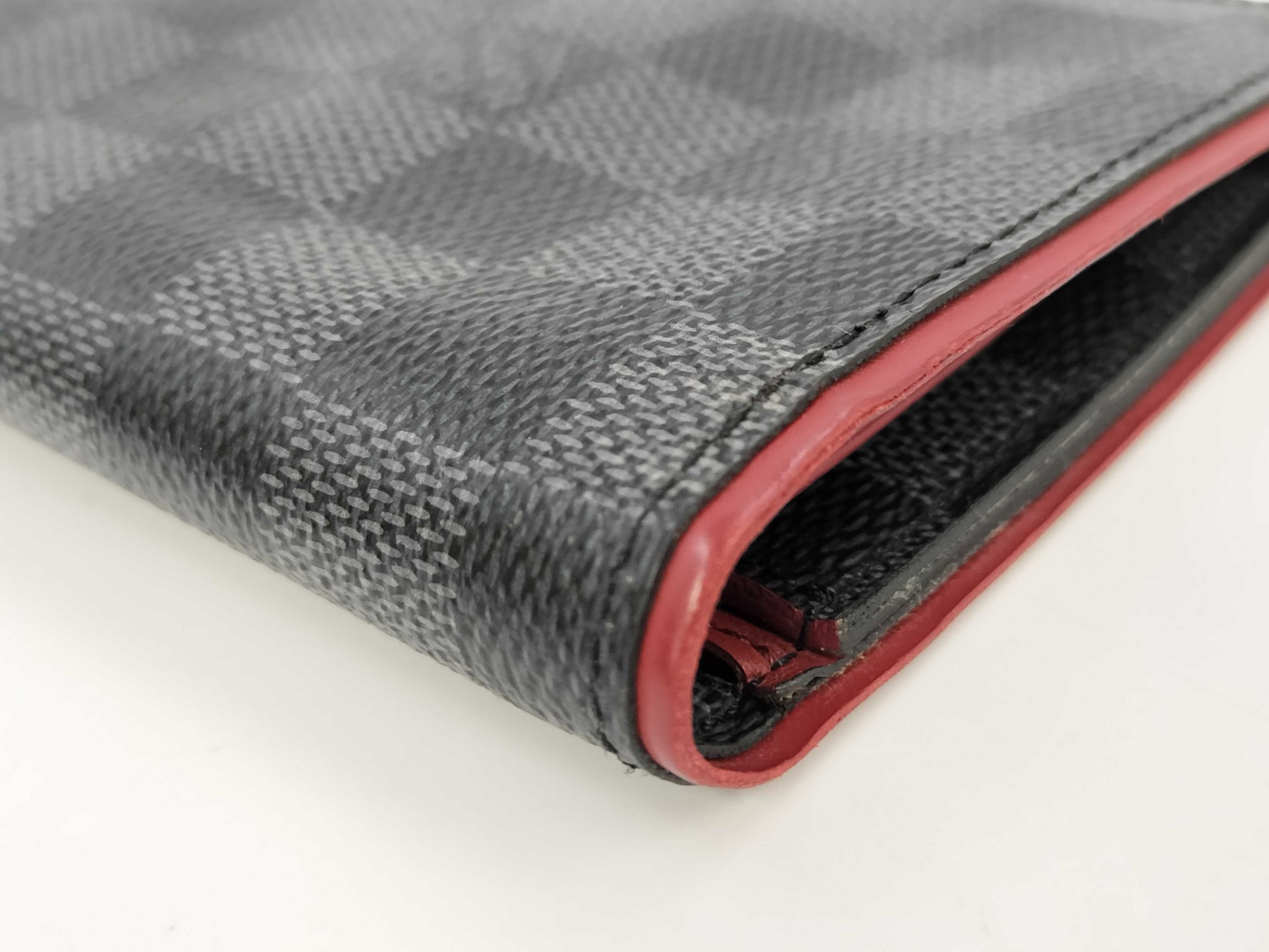 LOUIS VUITTON LOUIS VUITTON Portefeuille Brazza Wallet