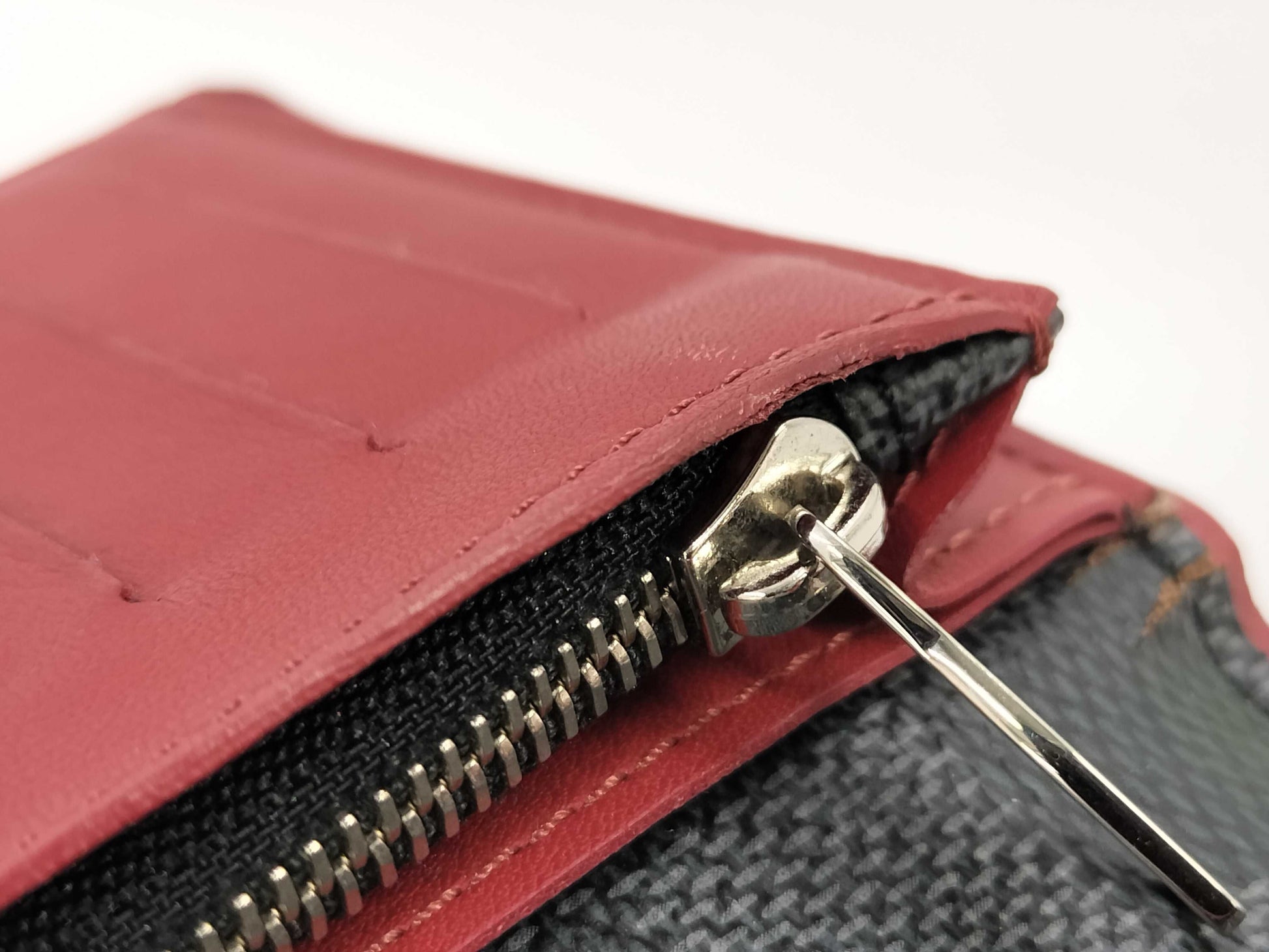 LOUIS VUITTON LOUIS VUITTON Portefeuille Brazza Wallet