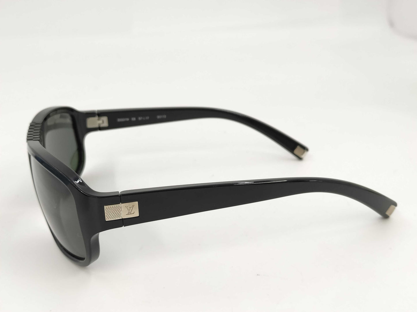 LOUIS VUITTON LOUIS VUITTON Damier Sunglasses Sunglasses and Glasses