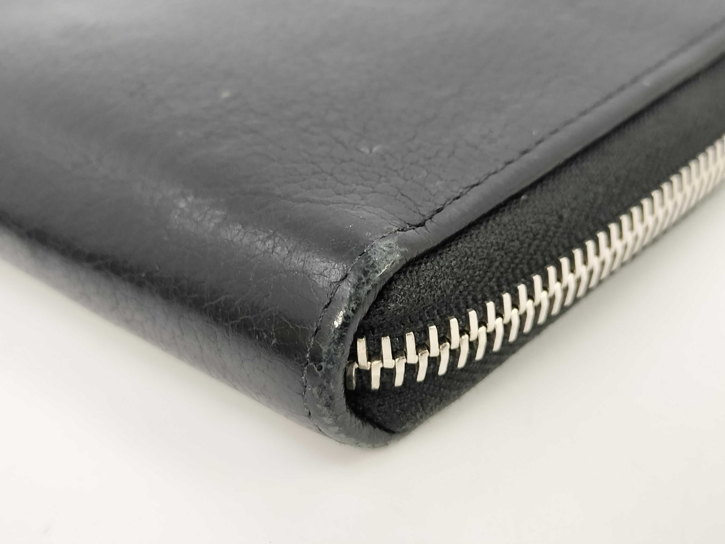 CHANEL CHANEL Coco Mark Round Zip Wallet