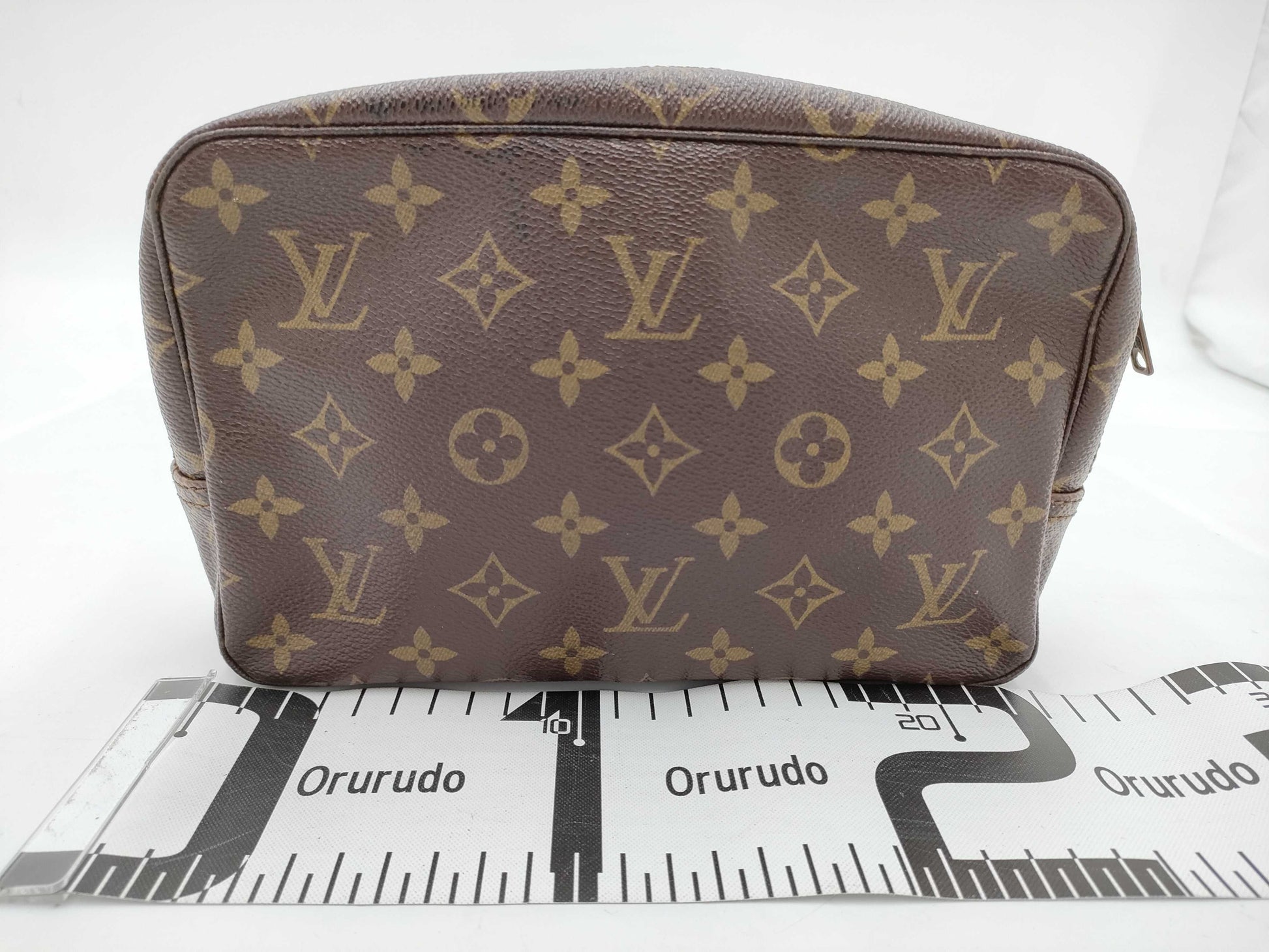 LOUIS VUITTON LOUIS VUITTON True Toilet 18 Second Bag