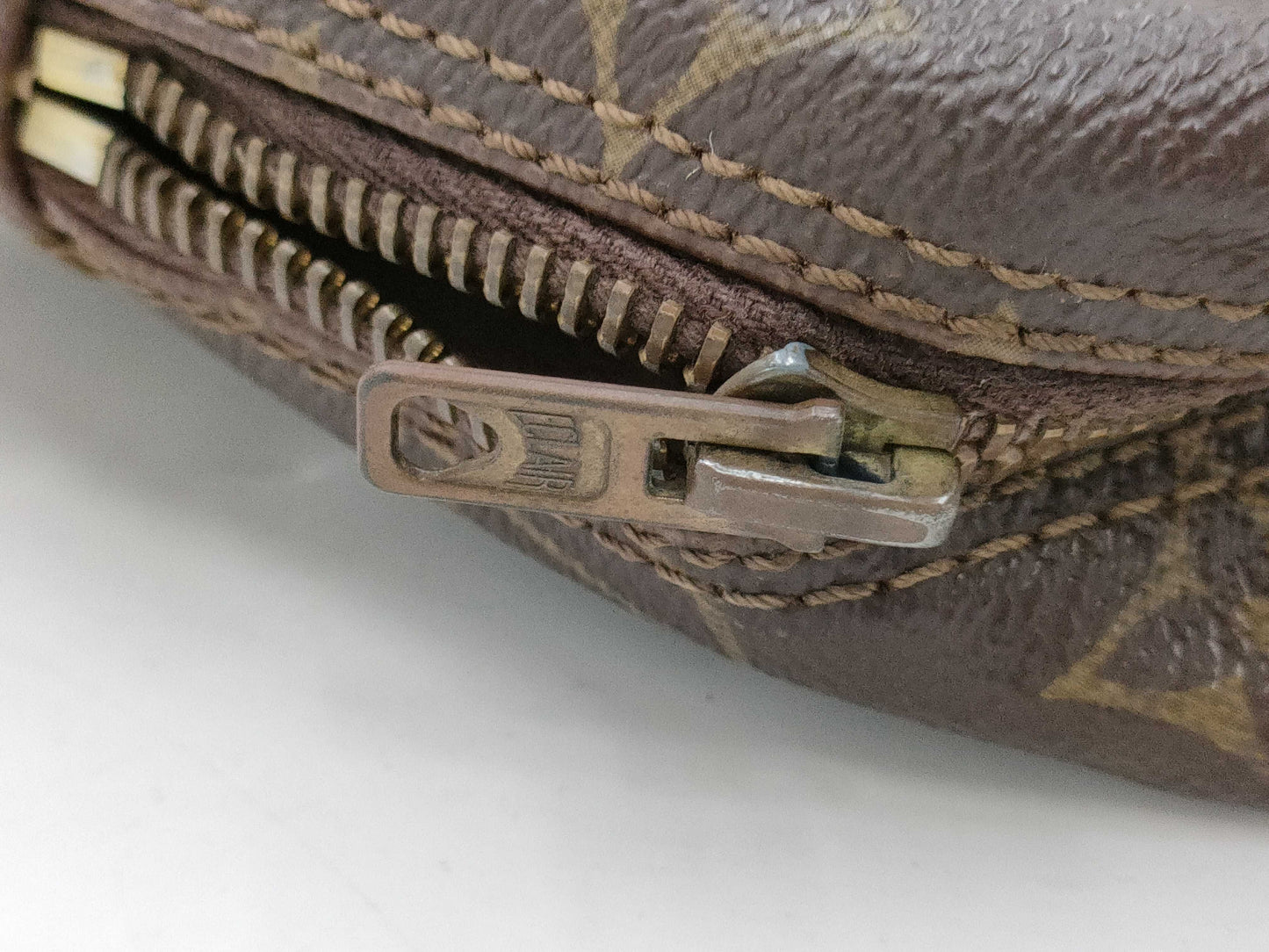 LOUIS VUITTON LOUIS VUITTON True Toilet 18 Second Bag