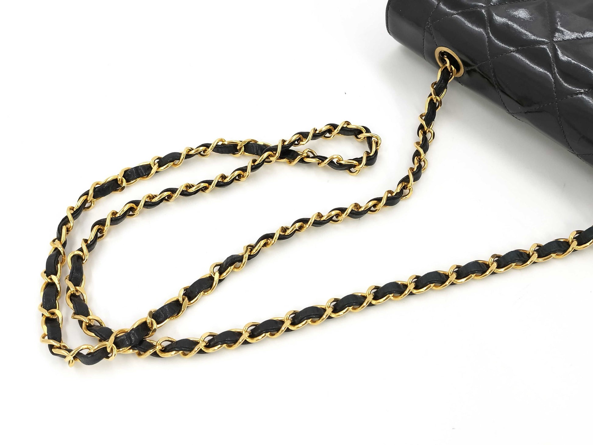 CHANEL CHANEL Diana enamel shoulder bag