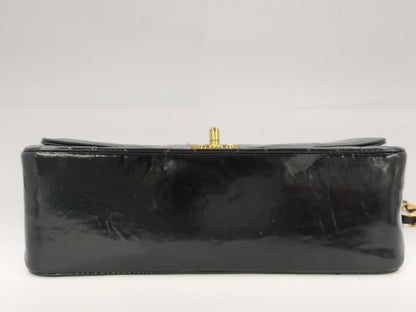 CHANEL CHANEL Diana enamel shoulder bag