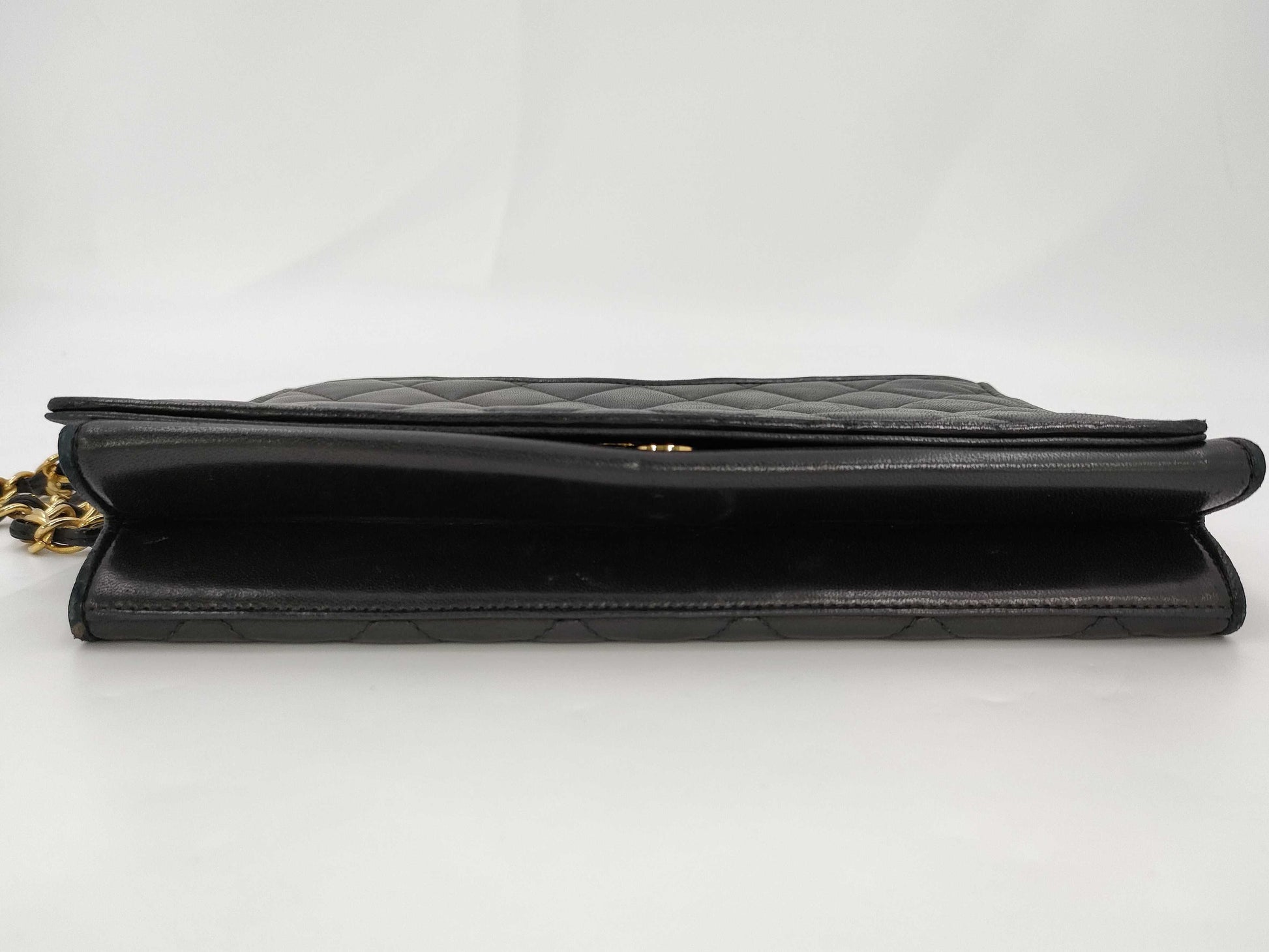 CHANEL CHANEL Matelasse Shoulder Bag