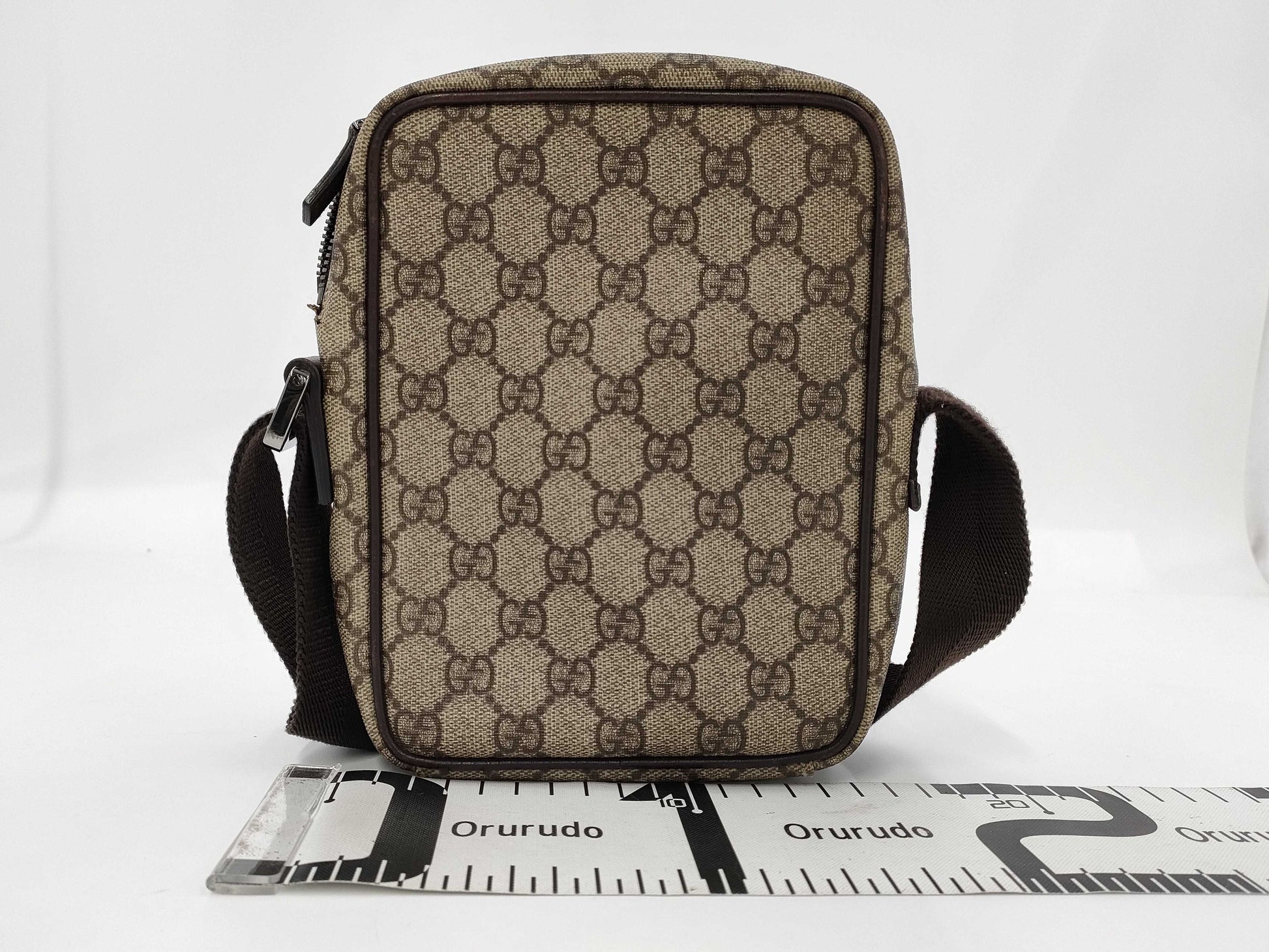 GUCCI Gucci GG Supreme Shoulder Bag