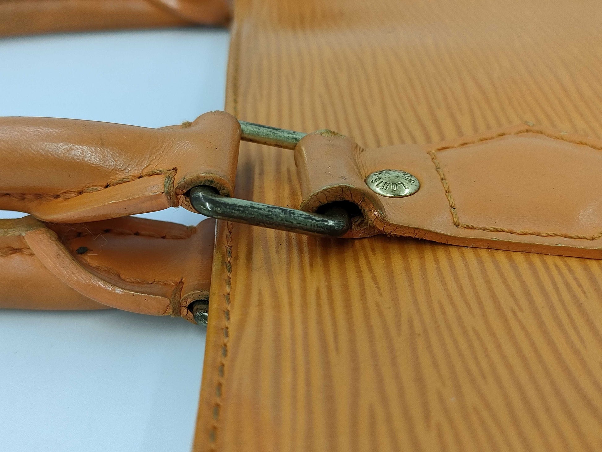 LOUIS VUITTON LOUIS VUITTON Sac Plat Epi Handbag