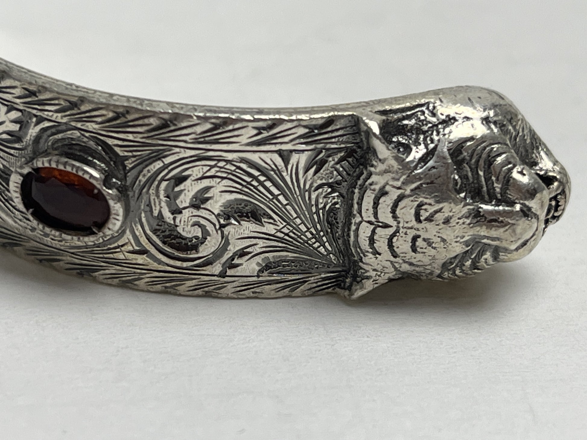 GUCCI Arabesque Cat Head Bangle Stone Bracelet/Bangle