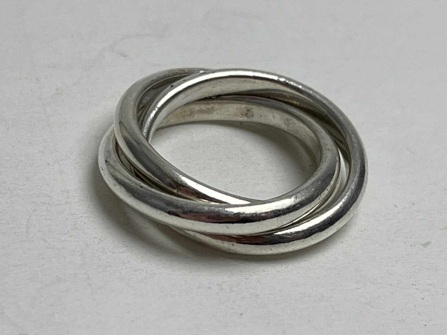 Tiffany & Co. Tiffany Trinity 3-Row Ring, 925, Size 9