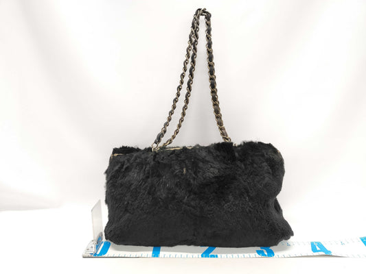 CHANEL fur shoulder bag