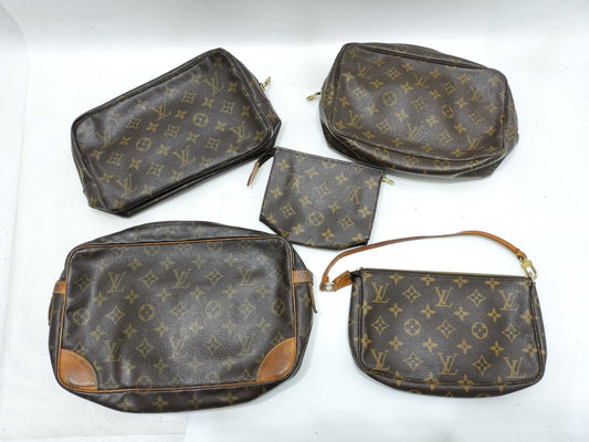 LOUIS VUITTON Monogram LV Monogram 5-Piece Summary Pouch