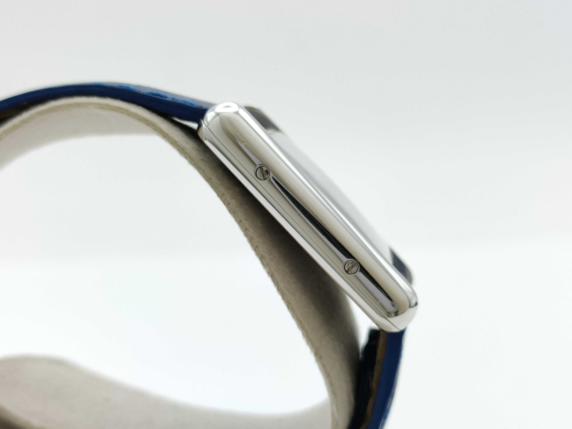 Cartier Must Tank CC221086 1614 Quartz Women's Watch