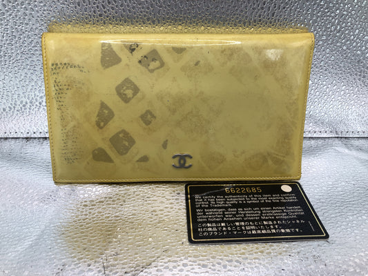 CHANEL Cocomark Bi-Fold Long Wallet with Seal 6622685 Patent Leather Yellow Wallet with Guarantee Card
