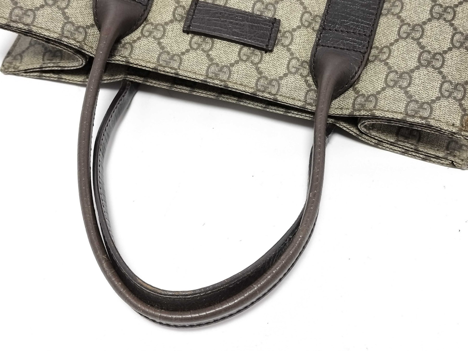 GUCCI Gucci GG Supreme Bag Brown Handbag