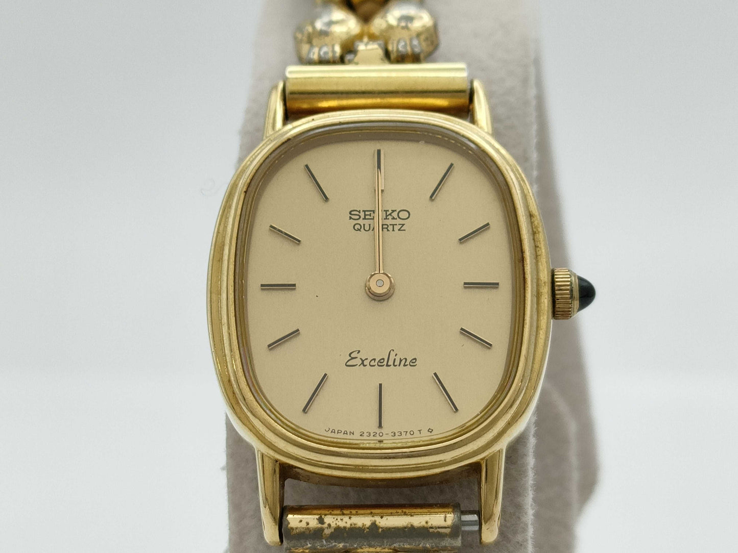 SEIKO Excelline 2320-6660 175415 Quartz Gold Dial Immovable/No Guaranteed Operation Women's Watch