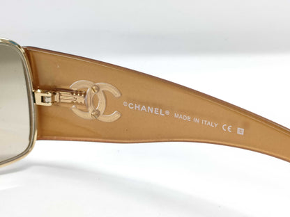  CHANEL Coco Mark Metal and Plastic 4115 Gold and Brown Sunglasses