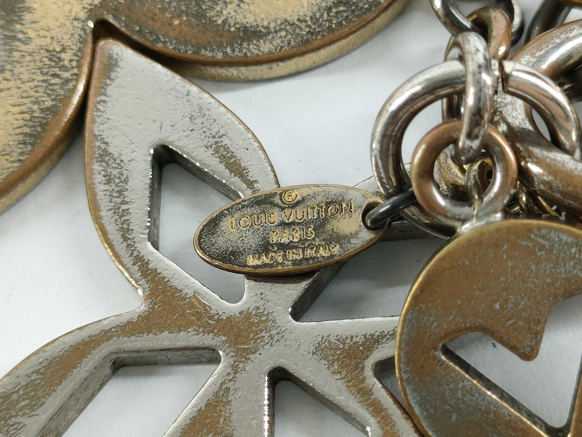 LOUIS VUITTON LV Maltage Blossom M00002 OB0196 Keycase Keychain