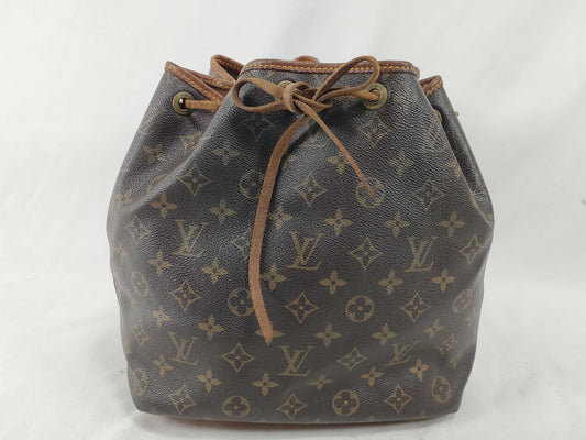 LOUIS VUITTON Monogram LV Monogram Petit Noe M40818 891 FC Shoulder Bag