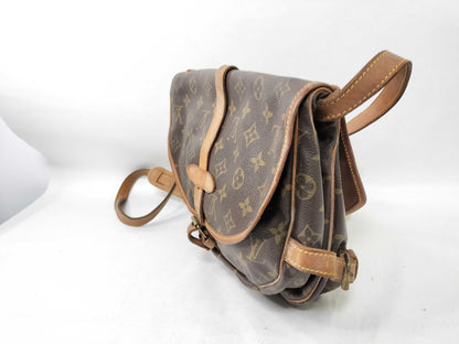 LOUIS VUITTON Monogram LV Monogram Saumur 30 M42256 AR8904 Shoulder Bag