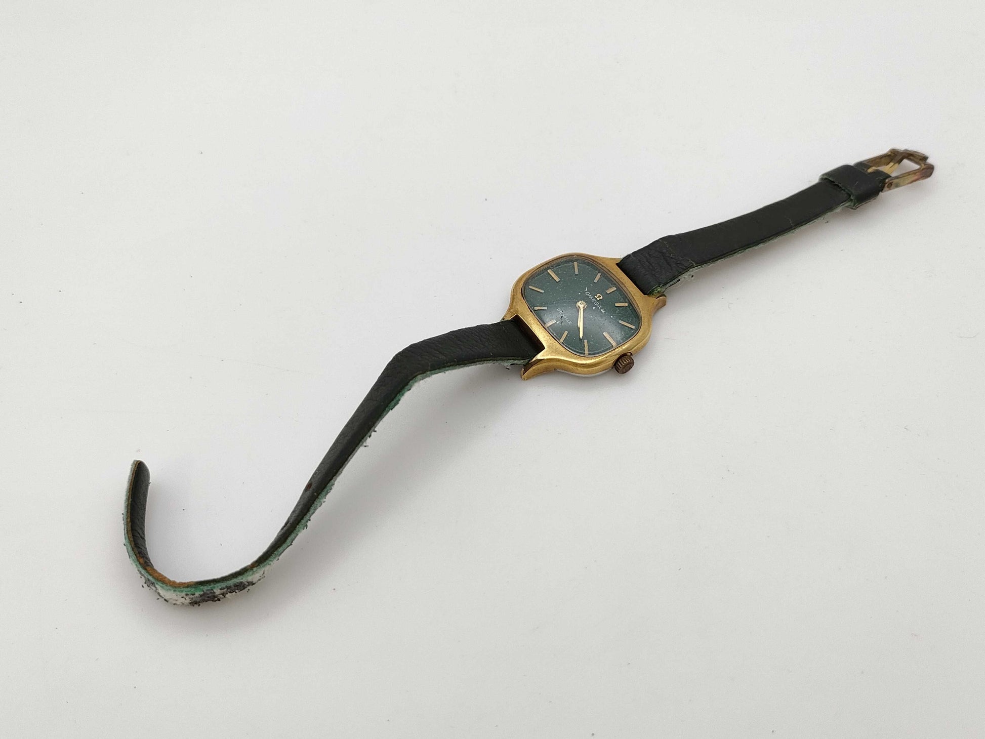 OMEGA Hand-Wound Green Dial Immovable Current Women's Watch