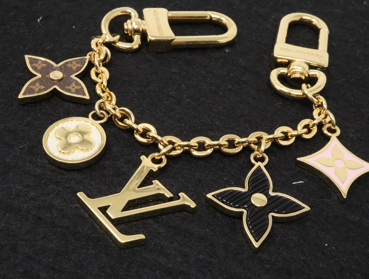 LOUIS VUITTON M01188 Chain Spring Street AK5204 Keycase Keychain