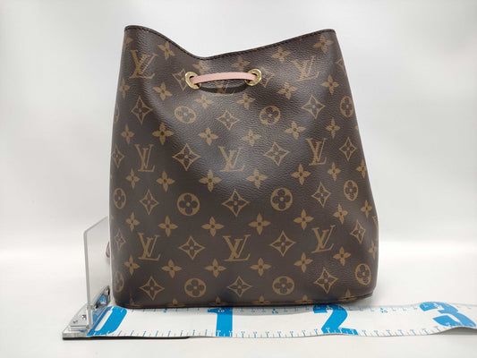 LOUIS VUITTON NeoNoe Bucket Shoulder Bag