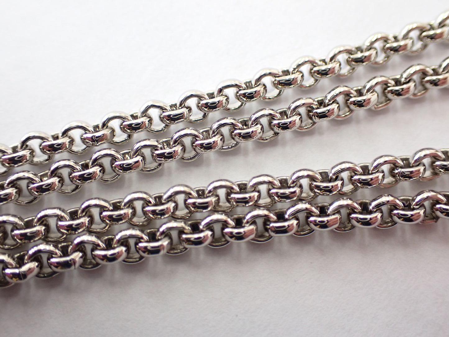 courreges courreges heart long necklace necklace