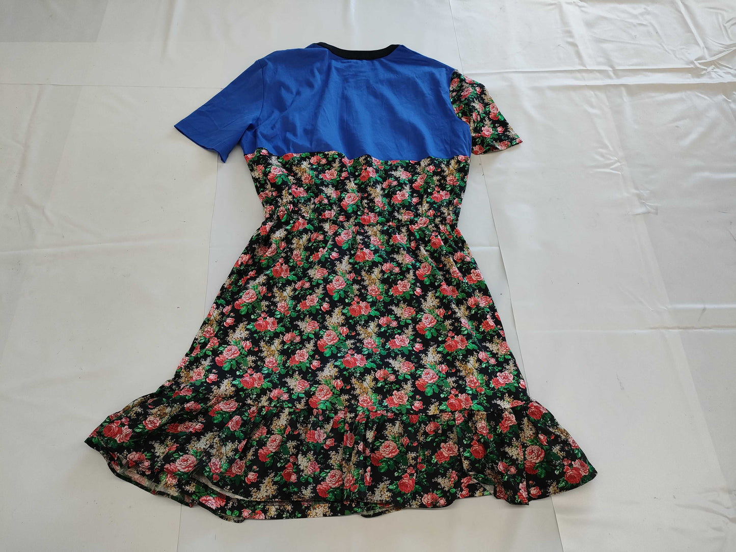 LOUIS VUITTON Floral Print Dress, Size M