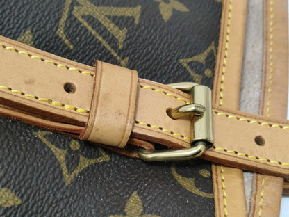 LOUIS VUITTON Monogram M42236 Bucket GM Handbag