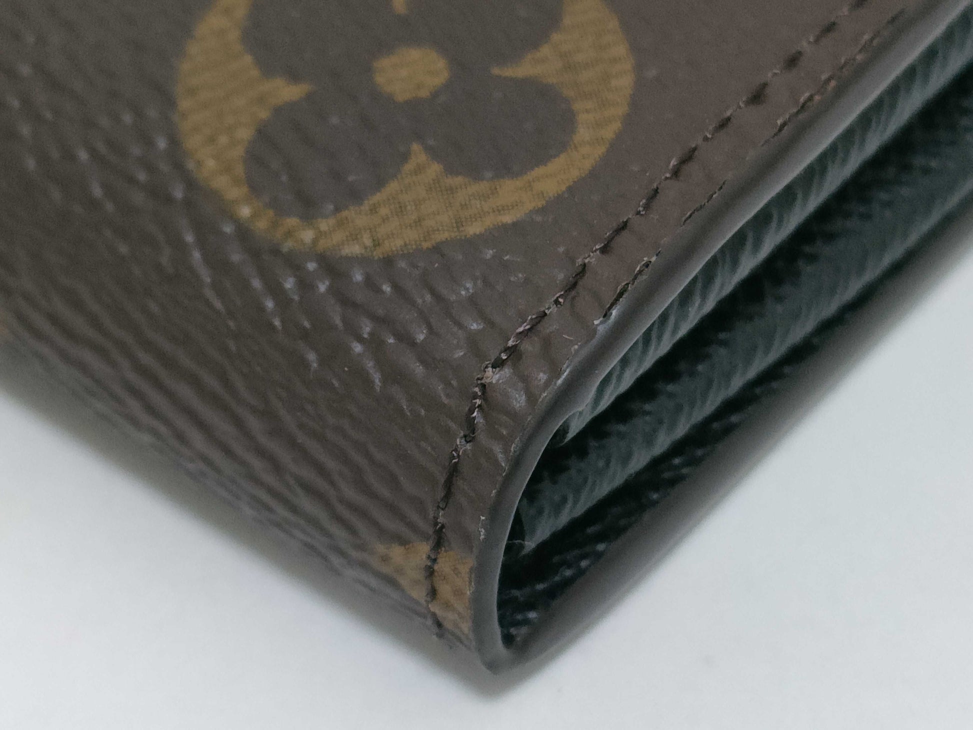 LOUIS VUITTON Monogram M80726 Monogram Giant Portefeuil Sara Wallet