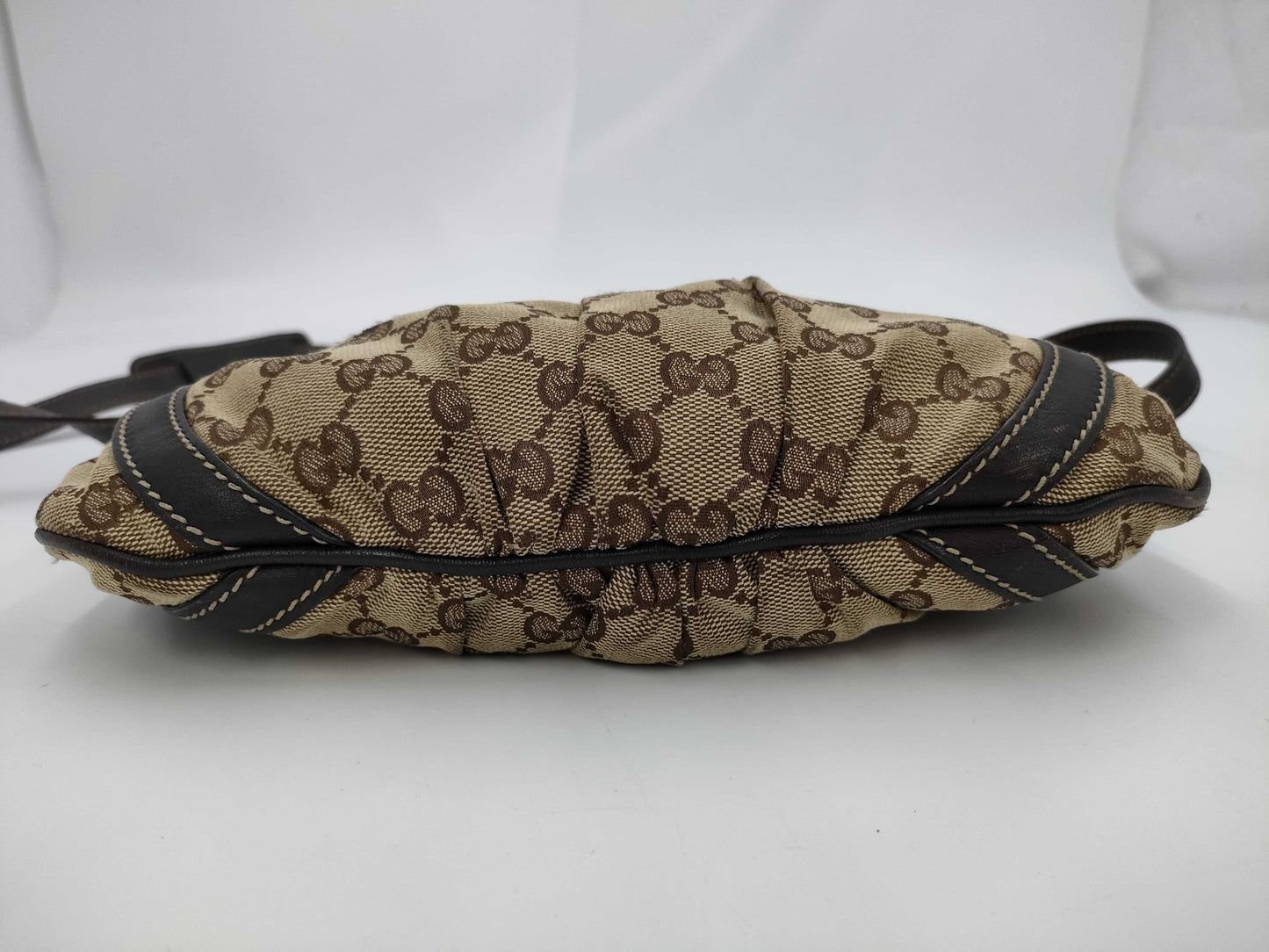 GUCCI 203257 GG Canvas Abby Shoulder Bag