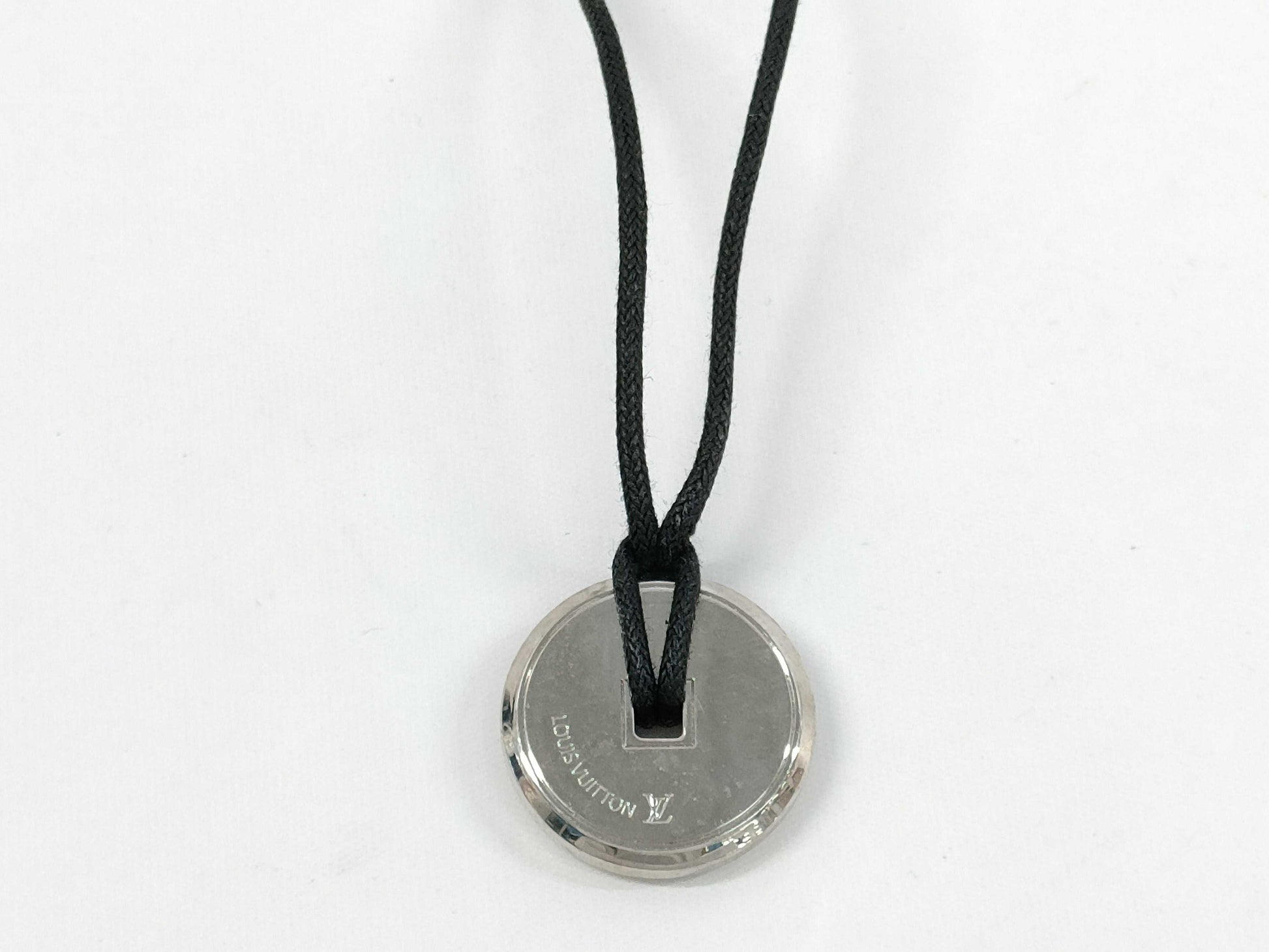 LOUIS VUITTON Eclipse M62589 Serial DI0138 Necklace