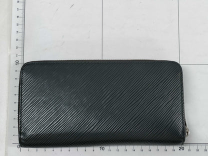 LOUIS VUITTON Epi Zippy Wallet, Bicolor Black/Hot Pink, M64838, Serial Number GI0210