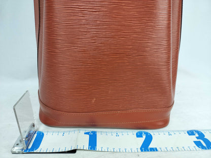 LOUIS VUITTON Epi LV Epi Noe M40843 AR0965 Shoulder Bag