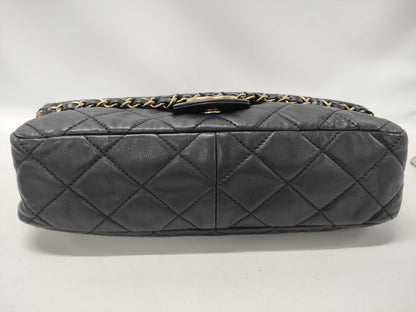 CHANEL Matelasse Churn Shoulder Bag
