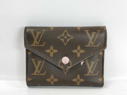 LOUIS VUITTON Monogram Folding Wallet