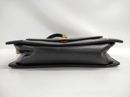 CHANEL CHANEL Chevron Chain Shoulder Bag in Calfskin/Black/GD