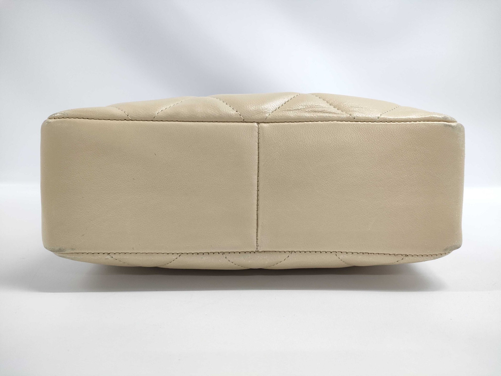 CHANEL CHANEL Matelasse Shoulder Bag, Lamb/Black/Beige/GD/0 Series